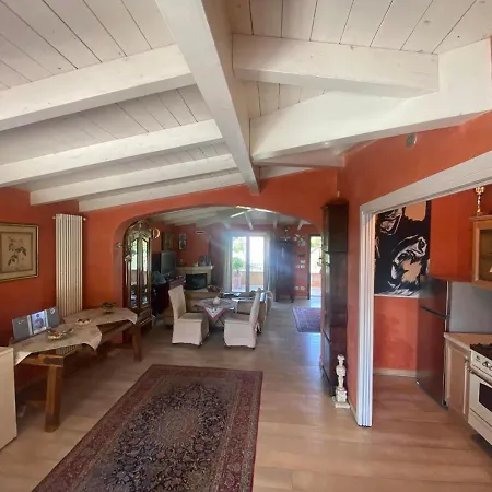 Gardasee With Pool Bed and Breakfast