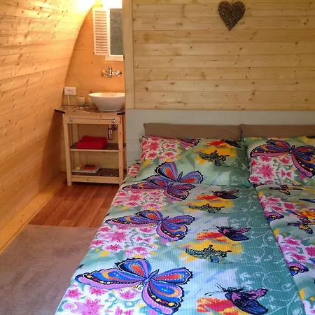 Bed and Breakfast Gardasee With Pool *