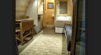 Gardasee With Pool Bed & Breakfast