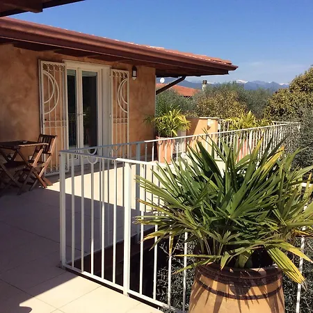 Gardasee With Pool *