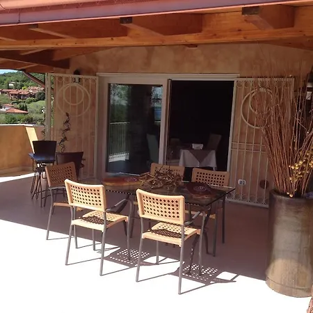 Gardasee With Pool *